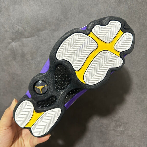 IMG_0293_4a81aedc-6aa0-45d7-bbf3-dd99edd2c706 Jordan 13 Lakers 414571-105