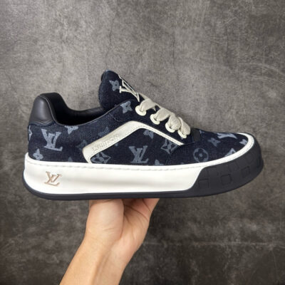 IMG_0407 LV Tilted Sneaker 1AK8CA