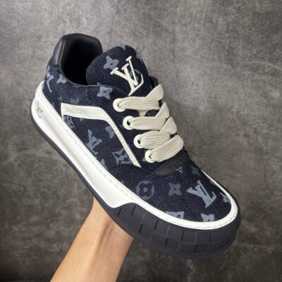 IMG_0409 LV Tilted Sneaker 1AK8CA