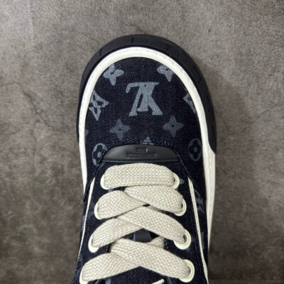 IMG_0411 LV Tilted Sneaker 1AK8CA