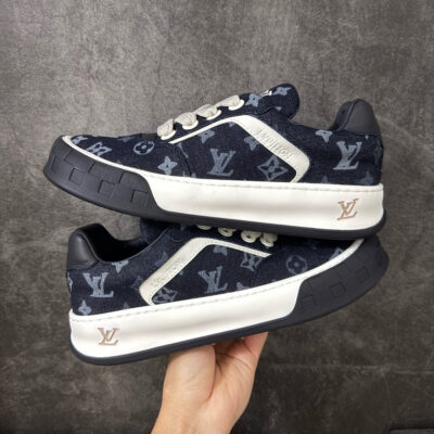 IMG_0416 LV Tilted Sneaker 1AK8CA