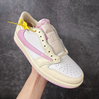 IMG_2268 Jordan 1 Low Travis Scott Shy Pink IQ7604-100