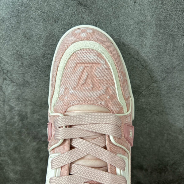 LV Trainer Sneaker 1AKBB5
