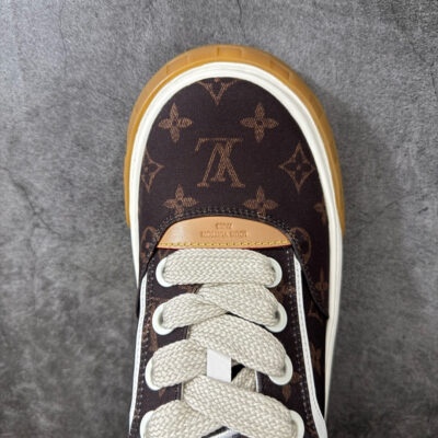LV Tilted Sneaker 1AKR5K