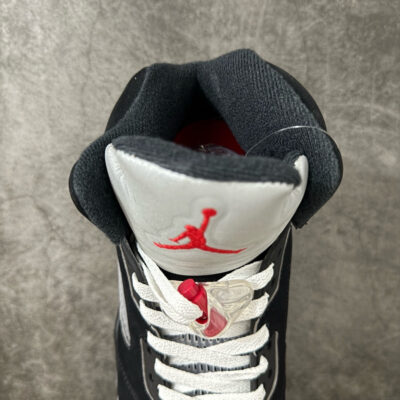 Jordan 5 Black Metallic Reimagined HF3975-001