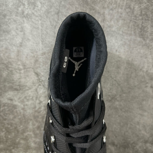 IMG_4182 Jordan 17 Low Black Patent IV7640-001