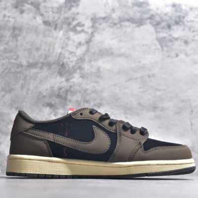 IMG_4405 Jordan 1 Low Travis Scott Mocha CQ4277-001