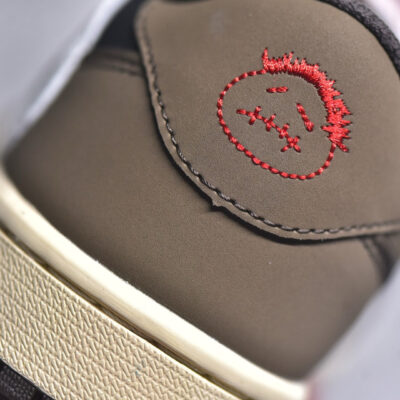 IMG_4416 Jordan 1 Low Travis Scott Mocha CQ4277-001