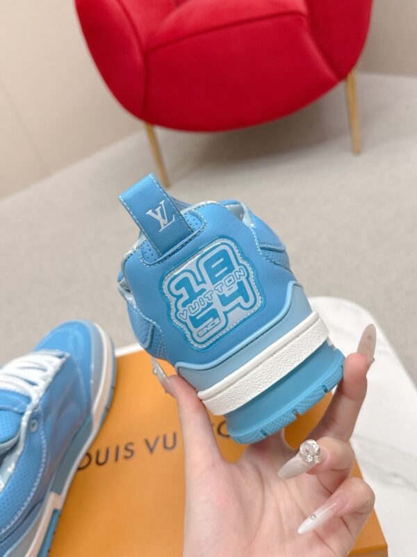 LV Skate Sneaker 1AHWJO