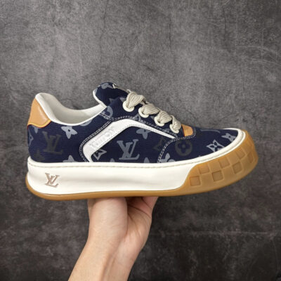 IMG_5025 LV Tilted Sneaker 1AJCWC