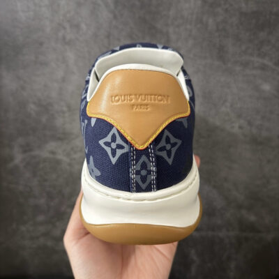 IMG_5028 LV Tilted Sneaker 1AJCWC