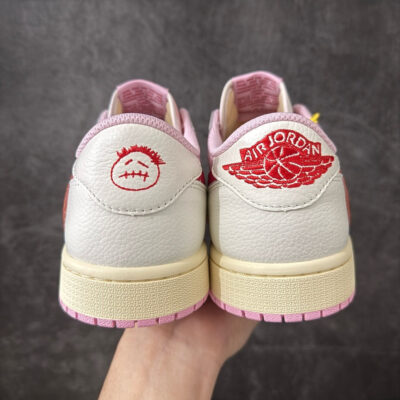Jordan 1 Low Travis Scott Tropical Pink IQ7604-101