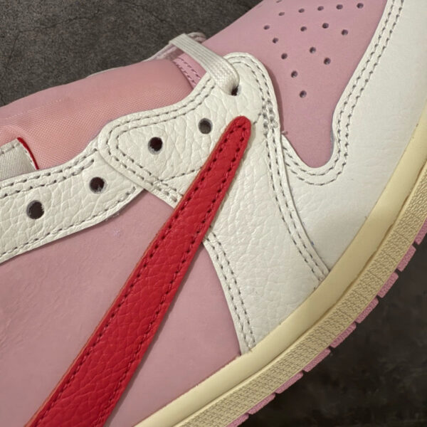 Jordan 1 Low Travis Scott Tropical Pink IQ7604-101