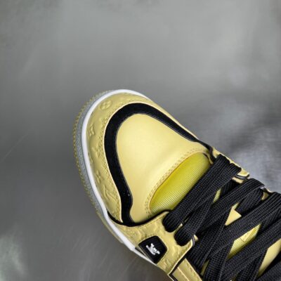 LV Trainer Sneaker 1AK76G