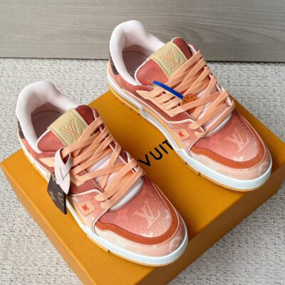 LV Trainer Sneaker 1AJTPO
