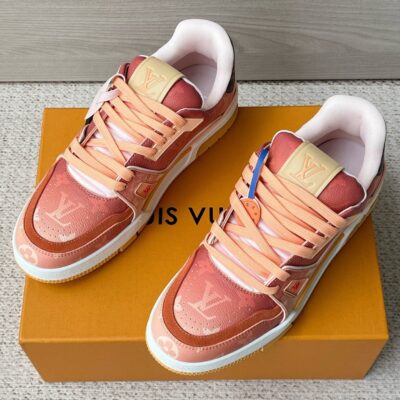 LV Trainer Sneaker 1AJTPO