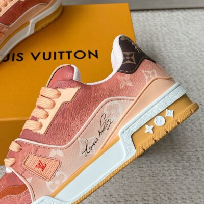 LV Trainer Sneaker 1AJTPO