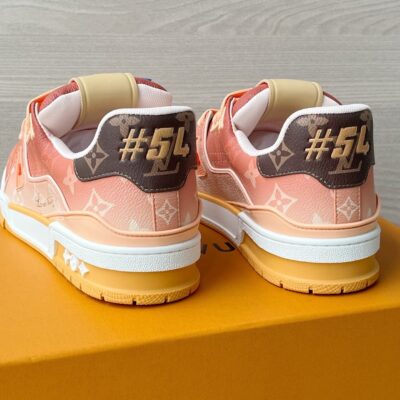 LV Trainer Sneaker 1AJTPO