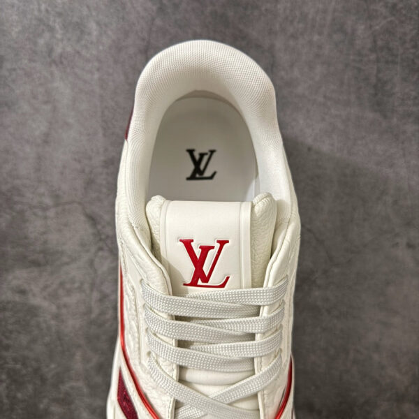 LV Trainer Sneaker 1AKCOZ