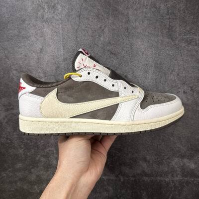 IMG_6864 Jordan 1 Low Travis Scott Reverse Mocha DM7866-162