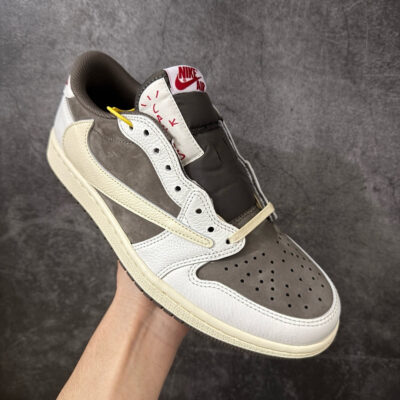 IMG_6866 Jordan 1 Low Travis Scott Reverse Mocha DM7866-162