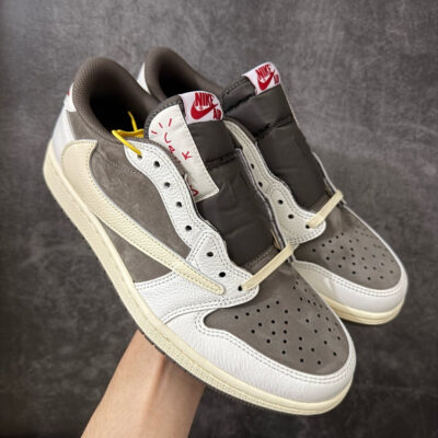 IMG_6874 Jordan 1 Low Travis Scott Reverse Mocha DM7866-162