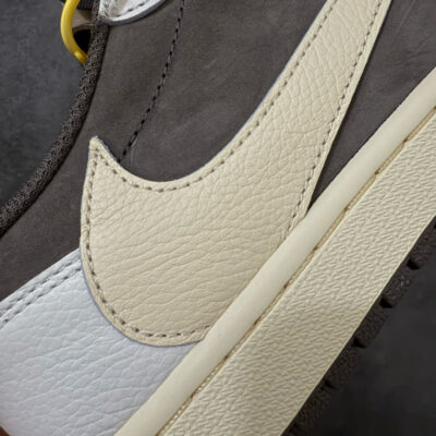 IMG_6876 Jordan 1 Low Travis Scott Reverse Mocha DM7866-162