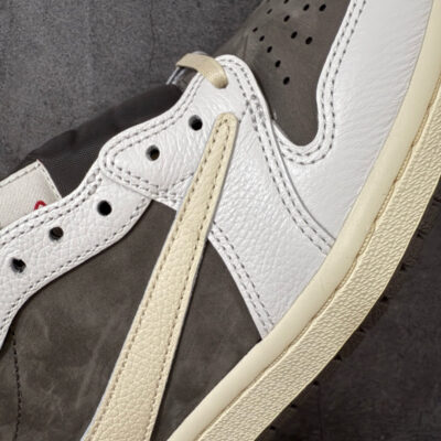 IMG_6877 Jordan 1 Low Travis Scott Reverse Mocha DM7866-162