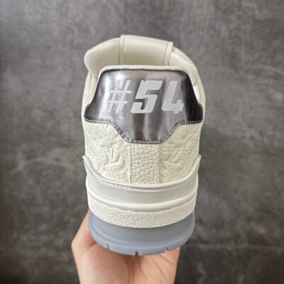 LV Trainer Sneaker 1AKCL1