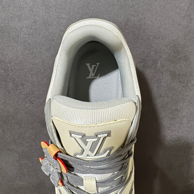 LV Trainer Sneaker 1AKR91