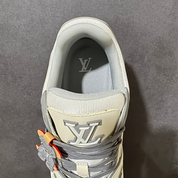 LV Trainer Sneaker 1AKR91
