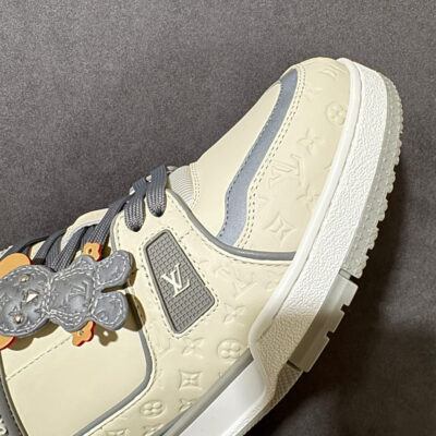LV Trainer Sneaker 1AKR91