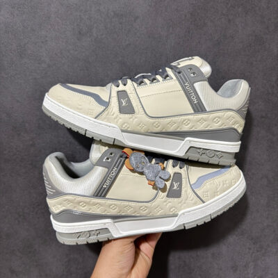 LV Trainer Sneaker 1AKR91