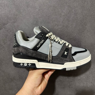 LV Trainer Sneaker 1AKP7W