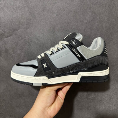 LV Trainer Sneaker 1AKP7W