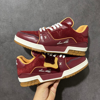 LV Trainer Sneaker 1AKR3U
