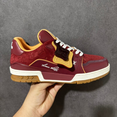 LV Trainer Sneaker 1AKR3U