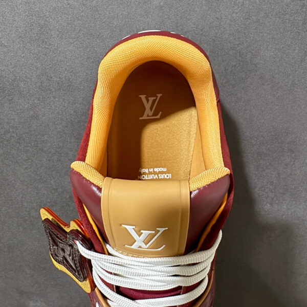 LV Trainer Sneaker 1AKR3U