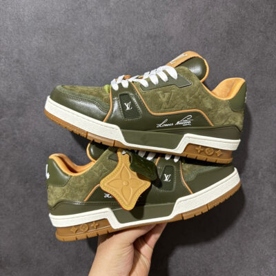 LV Trainer Sneaker 1AKR2S