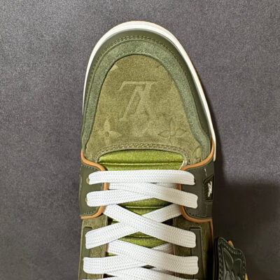 LV Trainer Sneaker 1AKR2S