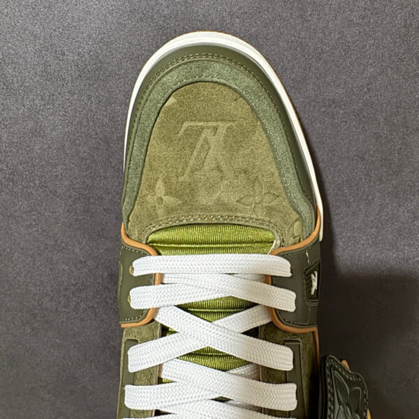 LV Trainer Sneaker 1AKR2S