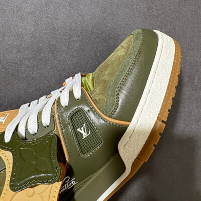 LV Trainer Sneaker 1AKR2S
