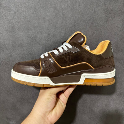 LV Trainer Sneaker 1AKR3B