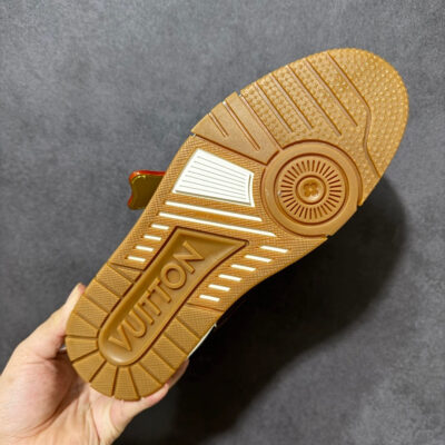 LV Trainer Sneaker 1AKR3B