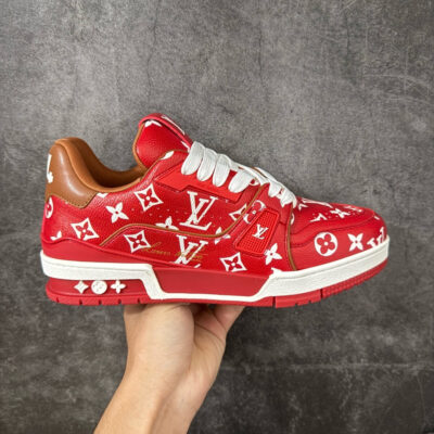 IMG_9449 LV Trainer Sneaker 1AHAN2