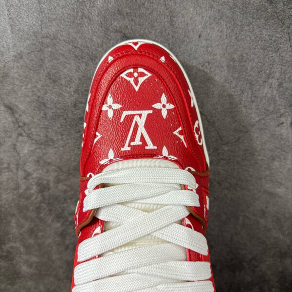 IMG_9453 LV Trainer Sneaker 1AHAN2