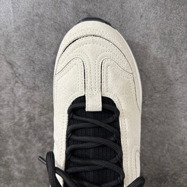 Chanel Trainer Sneaker in Calfskin & Mixed Fibers G47415