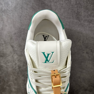 LV Trainer Sneaker 1AKRDQ