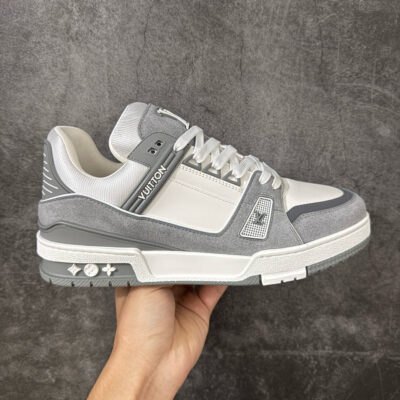 LV Trainer Sneaker 1AKKAL