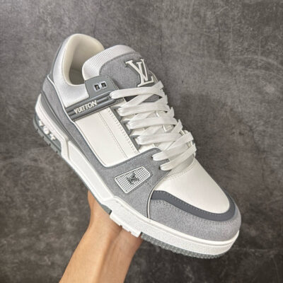 LV Trainer Sneaker 1AKKAL
